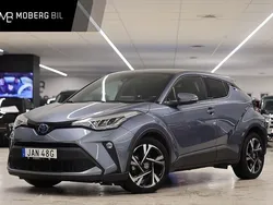 Grå Begagnad 2023 Toyota C-HR Edition SUV | 279 900 kr (Marknadspris)