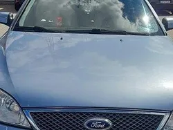 Blå Begagnad 2005 Ford Mondeo Kombi | 17 500 kr (Marknadspris)