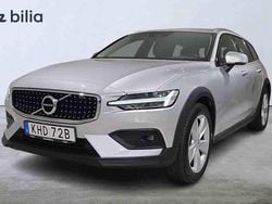 Silver Begagnad 2019 Volvo V60 CC Kombi | 299 000 kr (Dyr)