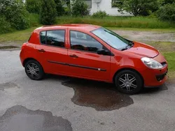 Begagnad 2006 Renault Clio III Halvkombi | 10 000 kr