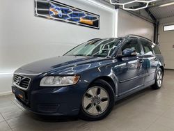 Blå Begagnad 2010 Volvo V50 Kinetic Kombi | 54 900 kr (Lite dyr)