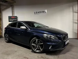 Blå Begagnad 2014 Volvo V40 R-Design Kombi | 129 900 kr (Marknadspris)