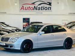 Silver Begagnad 2006 Mercedes E200 Classic Sedan | 59 900 kr (Marknadspris)