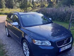 Grå Begagnad 2010 Volvo V50 Momentum Kombi | 37 500 kr (Marknadspris)