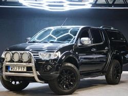Svart Begagnad 2015 Mitsubishi L200 Pickup | 139 900 kr (Marknadspris)