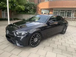 Grå Begagnad 2021 Mercedes E220 AMG Sedan | 425 000 kr (Dyr)