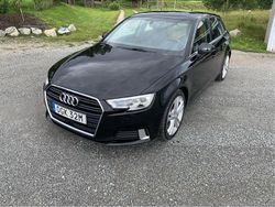 Svart Begagnad 2020 Audi A3 Sportback Sport Halvkombi | 198 000 kr (Marknadspris)
