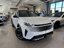 Vit Ny 2024 Peugeot e-3008 GTi SUV | 579 900 kr (Marknadspris)