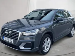 Grå Begagnad 2018 Audi Q2 Proline SUV | 172 900 kr (Bra pris)