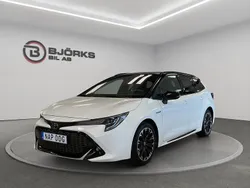 Vit Begagnad 2021 Toyota Corolla Sport Kombi | 238 500 kr (Marknadspris)