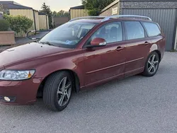 Röd Begagnad 2012 Volvo V50 Momentum Kombi | 48 000 kr (Bra pris)