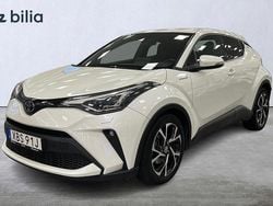 Vit Begagnad 2020 Toyota C-HR Edition SUV | 255 900 kr (Marknadspris)
