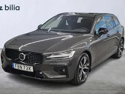 Silver Begagnad 2024 Volvo V60 Plus Kombi | 384 900 kr (Marknadspris)
