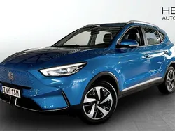 Blå (blue) Begagnad 2022 MG ZS Luxury Sedan | 244 900 kr (Bra pris)