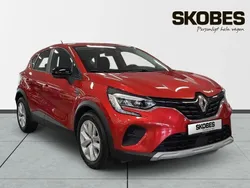 Röd Begagnad 2022 Renault Captur Zen SUV | 159 100 kr (Bra pris)