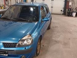 Begagnad 2002 Renault Clio II Halvkombi | 7 500 kr (Superpris)