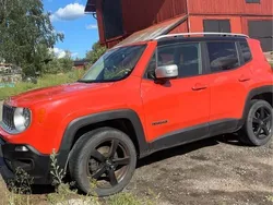 Orange Begagnad 2015 Jeep Renegade Limited SUV | 140 000 kr (Bra pris)