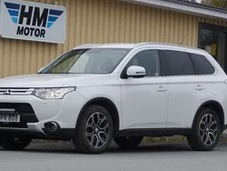 Vit Begagnad 2014 Mitsubishi Outlander Comfort Edition SUV | 89 500 kr