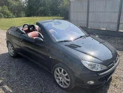 Svart Begagnad 2002 Peugeot 206 CC Cab | 17 000 kr (Bra pris)