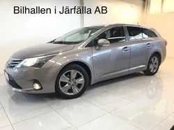 Brun Begagnad 2015 Toyota Avensis Edition Kombi | 149 900 kr (Marknadspris)