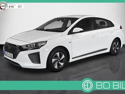 Vit Begagnad 2016 Hyundai Ioniq Comfort Sedan | 134 900 kr (Marknadspris)