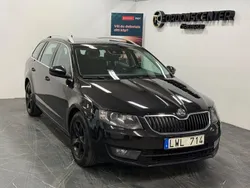 Svart Begagnad 2013 Skoda Octavia Business Line Kombi | 104 900 kr (Marknadspris)