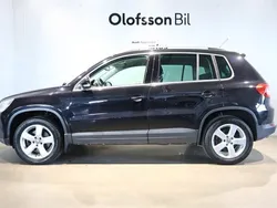 Svart Begagnad 2009 VW Tiguan Sportline SUV | 89 900 kr (Marknadspris)