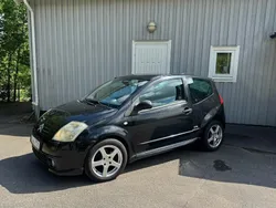 Svart Begagnad 2005 Citroën C2 Halvkombi | 18 500 kr (Marknadspris)