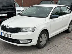 Vit Begagnad 2017 Skoda Rapid Halvkombi | 79 000 kr (Superpris)