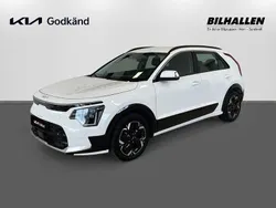 Vit Begagnad 2022 Kia e-Niro SUV | 349 900 kr (Dyr)