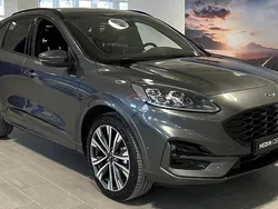 Grå (grey) Begagnad 2023 Ford Kuga Business Edition SUV | 344 900 kr