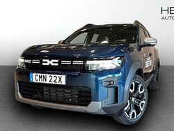 Blå (blue) Ny 2025 Dacia Bigster Journey SUV | 364 900 kr (Marknadspris)