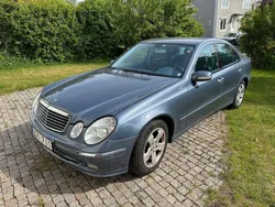Blå Begagnad 2003 Mercedes E240 Avantgarde Sedan | 49 000 kr (Marknadspris)