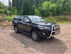 Svart Begagnad 2017 Toyota HiLux Pickup | 340 000 kr (Lite dyr)