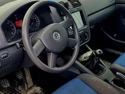 Grå Begagnad 2005 VW Golf IV Trendline Halvkombi | 23 000 kr (Bra pris)