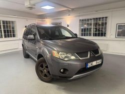 Mörkgrå Begagnad 2007 Mitsubishi Outlander SUV | 39 900 kr (Marknadspris)