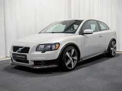 Vit Begagnad 2008 Volvo C30 Momentum Halvkombi | 74 900 kr (Marknadspris)