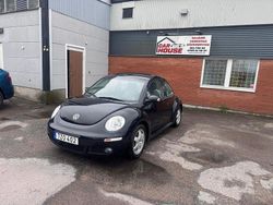 Svart Begagnad 2006 VW Beetle Halvkombi | 60 900 kr (Bra pris)