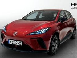 Röd (red) Begagnad 2023 MG MG4 EV Halvkombi | 259 900 kr (Marknadspris)