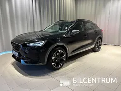 Flerfärgad (svart) Begagnad 2022 Cupra Formentor SUV | 269 900 kr (Marknadspris)