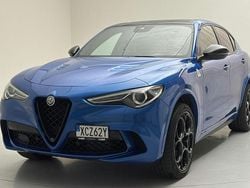 Blå Begagnad 2023 Alfa Romeo Stelvio Quadrifoglio SUV | 600 000 kr