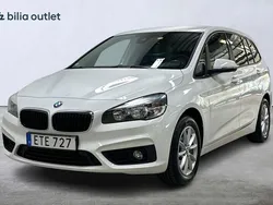 Vit Begagnad 2015 BMW 218 Gran Tourer Advantage Minibuss | 179 900 kr (Dyr)