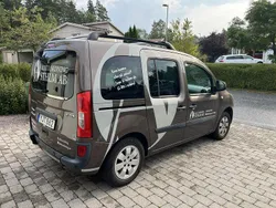 Brun Begagnad 2016 Mercedes Citan 111 Minibuss | 210 000 kr