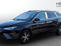 Svart (black) Begagnad 2022 MG MG5 EV Luxury Kombi | 219 900 kr (Marknadspris)