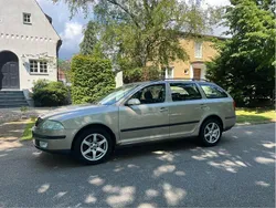 Brun Begagnad 2005 Skoda Octavia Kombi | 19 900 kr (Marknadspris)