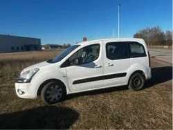 Vit Begagnad 2014 Citroën Berlingo Minibuss | 45 000 kr (Bra pris)