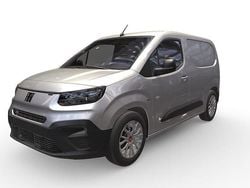 Grå Ny 2025 Fiat Doblò Minibuss | 362 375 kr