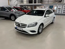 Vit Begagnad 2013 Mercedes A180 Style Halvkombi | 119 000 kr (Marknadspris)