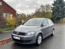 Grå Begagnad 2009 VW Golf VI Halvkombi | 30 000 kr (Marknadspris)