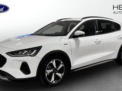 Frozen white Begagnad 2023 Ford Focus Active Halvkombi | 194 900 kr (Superpris)
